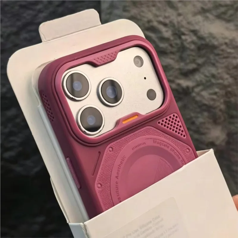 Area Rug - Luxury Hybrid Bumper Armor For Magsafe