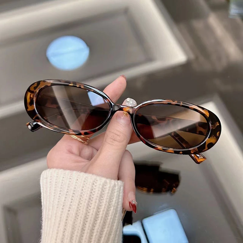 New Oval Vintage Sunglasses Wo - Decorative Mirror ulasan dan harga
