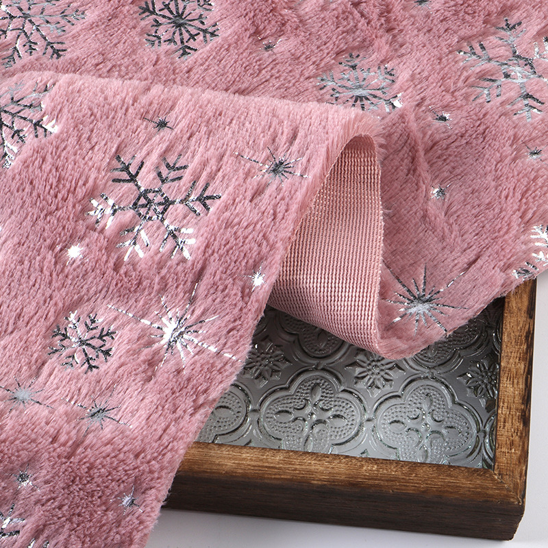 Gilding Snowflake Embroidered  - Throw Pillow ulasan dan harga